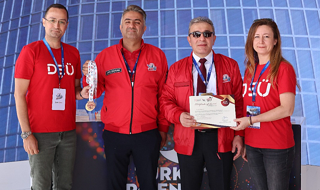 DEÜ Ekiplerine Teknofest Güneydoğu'da 4 Ödül