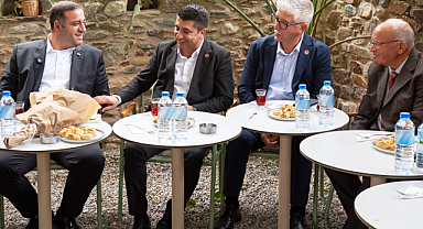 Narlıdere Belediye Başkanı Uzun, İzmirli Muhtarları Ağırladı